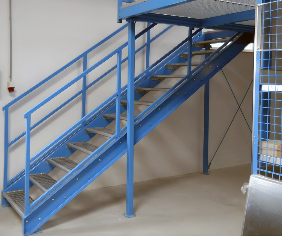 galerias-allvanyrendszer-lepcsovel-05